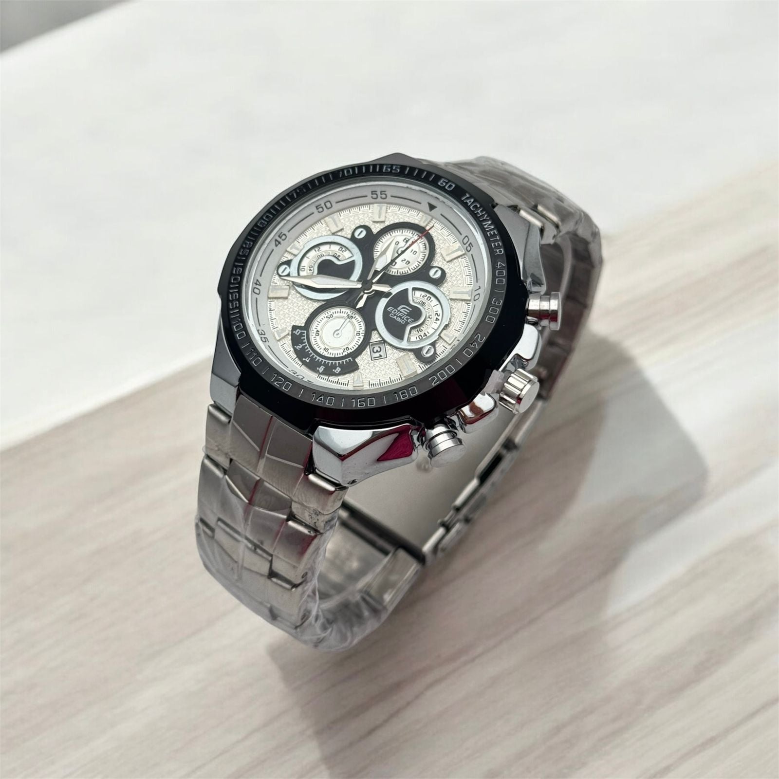 RELOJ EDIFICE CASIO R8